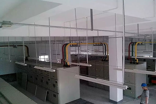 封闭母线和母线桥